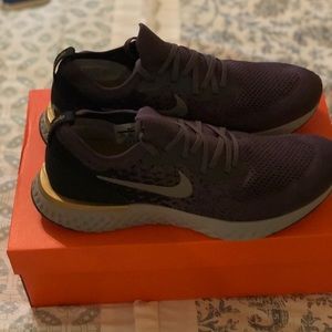 Nike EPIC REACT FLYKNIT